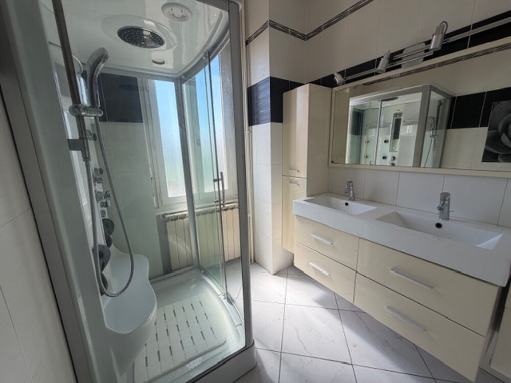 Vente Maison MAISON FAMILIALE AVEC FORT POTENTIEL TERRAIN CONSTRUCTIBLE DE 1700M2 Bonson