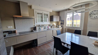  Maison � vendre 5 pi�ces 170 m�