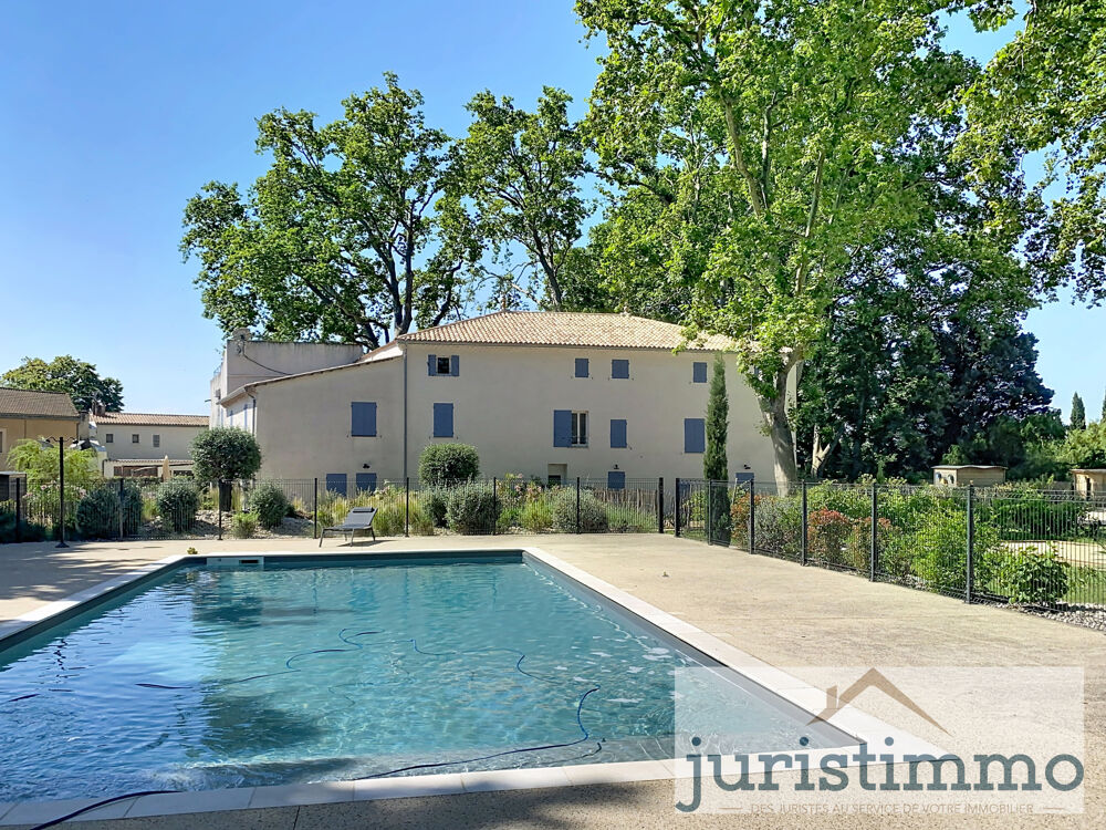 T2 DANS RESIDENCE FERMEE STANDING AVEC PISCINE