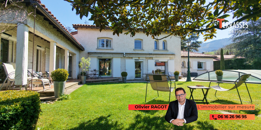 Vente Maison Belle propriété de 222m2 sur 2255 m2 de terrain arboré avec piscine dans un secteur privilégié St chamond