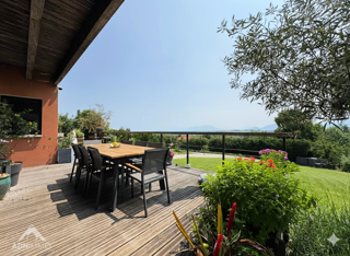  Maison à vendre 10 pièces 375 m²