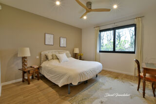  Maison à vendre 6 pièces 270 m²