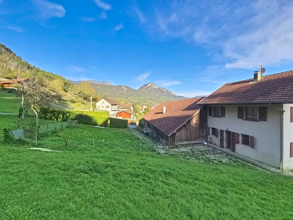 Vente Maison MARIGNIER   ANCIEN CORPS DE FERME, 1 840 M2 CONSTRUCTIBLES   IDÉAL MARCHANDS DE BIENS ET PROMOTEURS Marignier