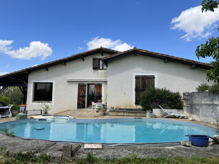 Maison  vendre 6 pices 188 m