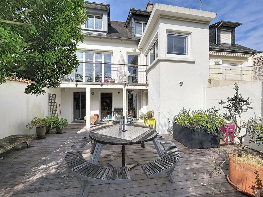 Vente Maison Maison de caractère 184m2 Thabor- Rennes  6 pièces  & jardin avec terrasse Rennes