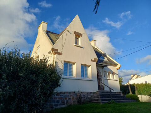   Plougasnou, le Diben, maison 4 chambres sur 670 m2 de terrain, sous sol total. Maison - 9 pi�ce(s) - 110 m�