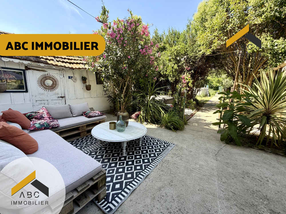 Maison rénovée de 3 chambres avec jardin