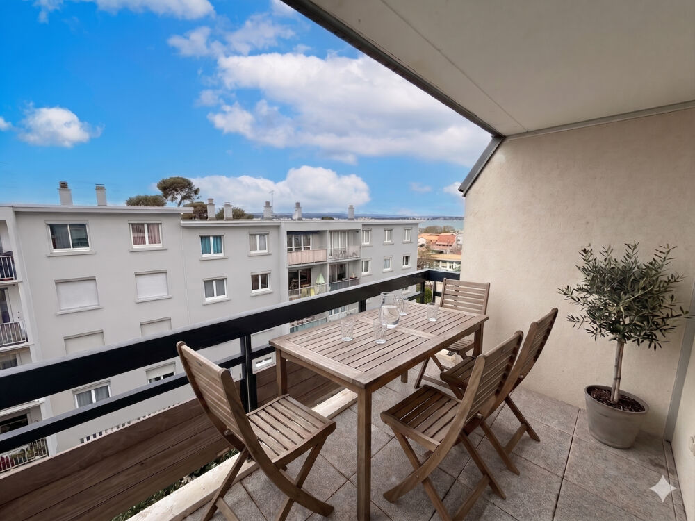 Vente Appartement Vue Etang Thau-10 min pied de la gare-dernier étage Sete