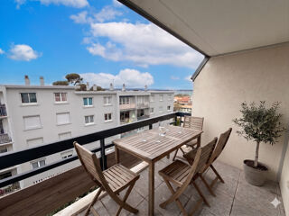Vente Appartement Vue Etang Thau-10 min pied de la gare-dernier étage Sete