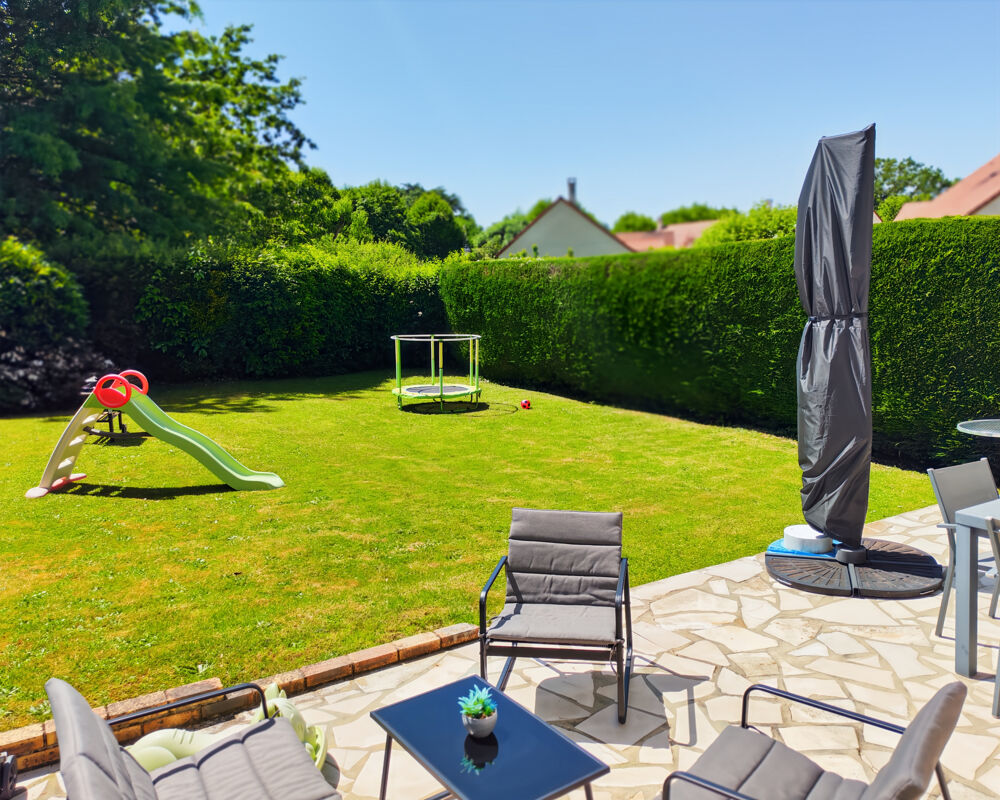Vente Maison Maison familiale 6 pièces avec jardin sans vis-à-vis à deux pas de Disneyland Paris Magny le hongre