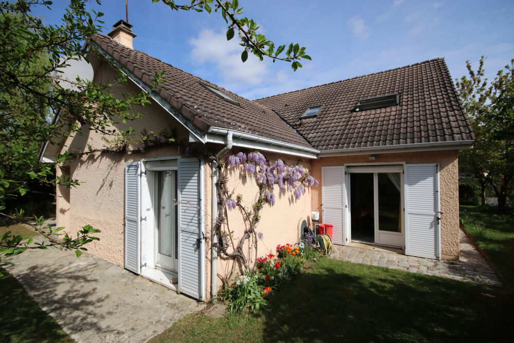A vendre à Bouffémont, maison, 222 m2, 9 chambres, terrain 734 m2