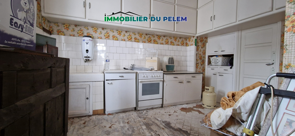 Vente Maison Maison de caractère à rénover en Centre Bretagne   159 m2 habitables et 6 chambres St nicolas du pelem
