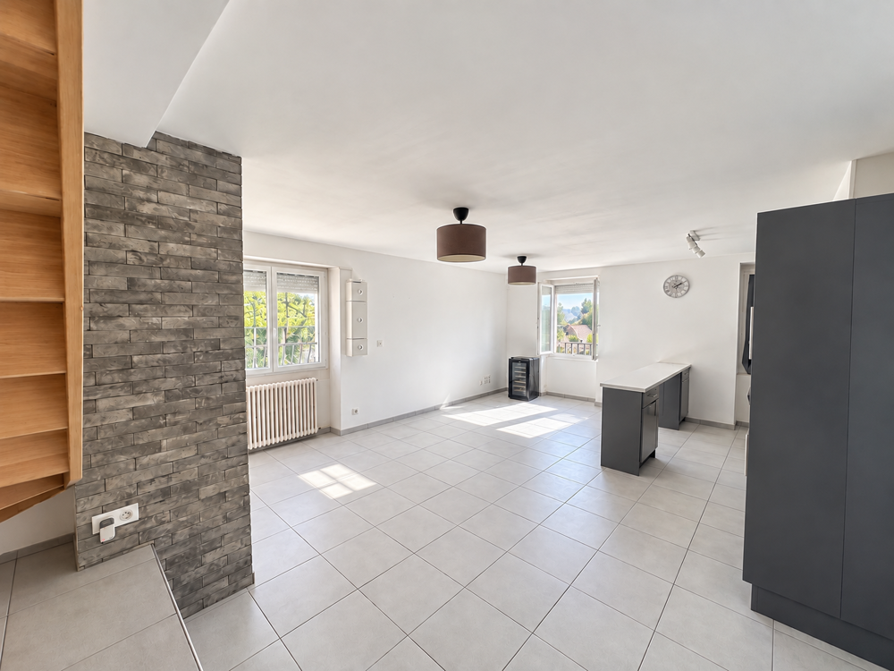 Vente Maison MARCOUSSIS - MAISON RÉNOVÉE DE TYPE F4/5 - 95 M2 HABITABLES - GARAGE - EXCELLENT ETAT Marcoussis