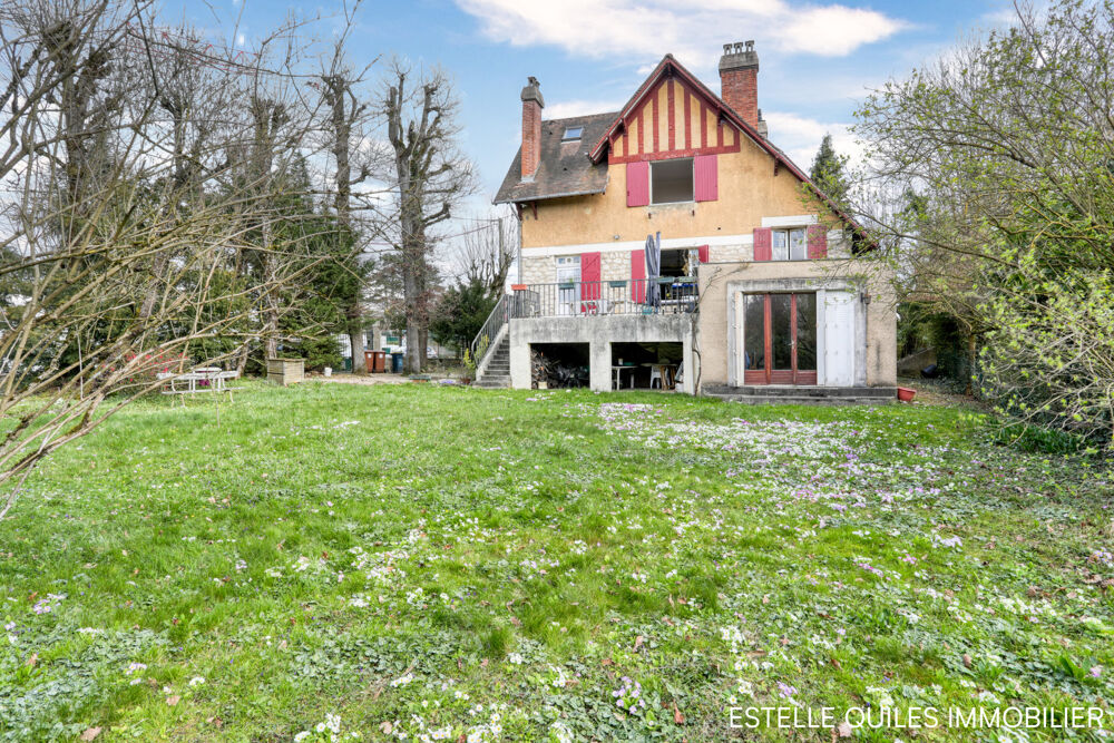 Vente Maison LE CHESNAY Parc Aubert Maison 6 chambres, terrain 911m2. Le chesnay rocquencourt