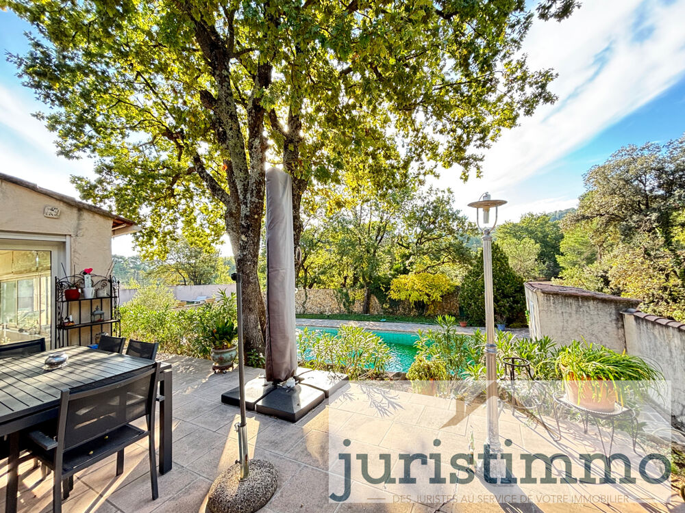 Villa de 125,96m2 sur une parcelle de 1655m2 à Mornas