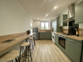  Immeuble à vendre 157 m² St etienne