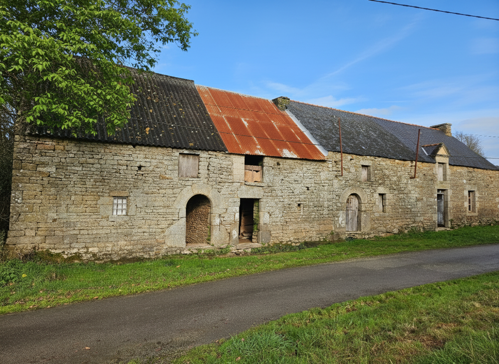 Longère à rénover avec terrain sans vis-à-vis