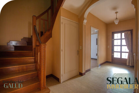   Maison Lumineuse - 3 chambres Maison - 6 pi�ce(s) - 136 m�