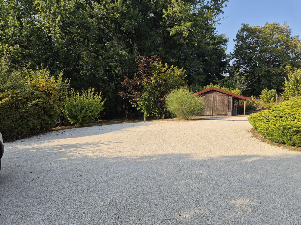 Vente Maison Dordogne- Montagrier - Maison à vendre 138m2 - trois chambres - piscine - terrain clos. Montagrier