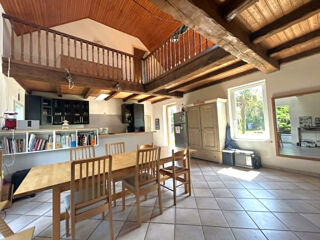  Propriété/château à vendre 7 pièces 197 m²