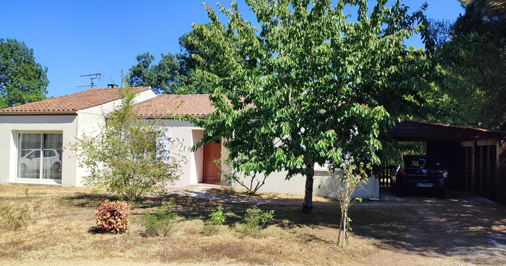 Vente Maison Maison 3 chb. avec jardin arboré, PAC et terrasse   À 13 min de Saintes La clisse