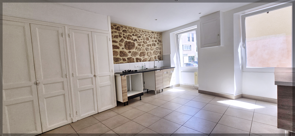 Maison de village en pierre 5 chambres À deux pas du centre