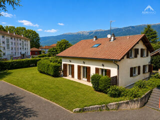 Vente Maison Maison. 7 Pièces 287 m2 St genis pouilly
