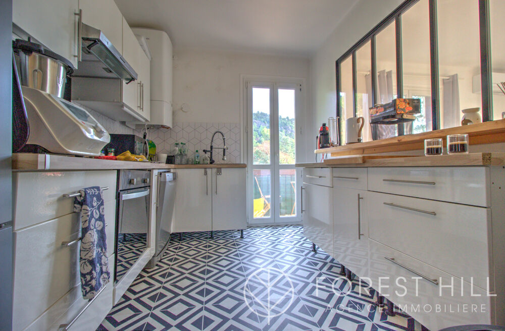 Vente Appartement F3 en étage élevé, triple exposition et vue dégagée sur la ville Amelie les bains palalda