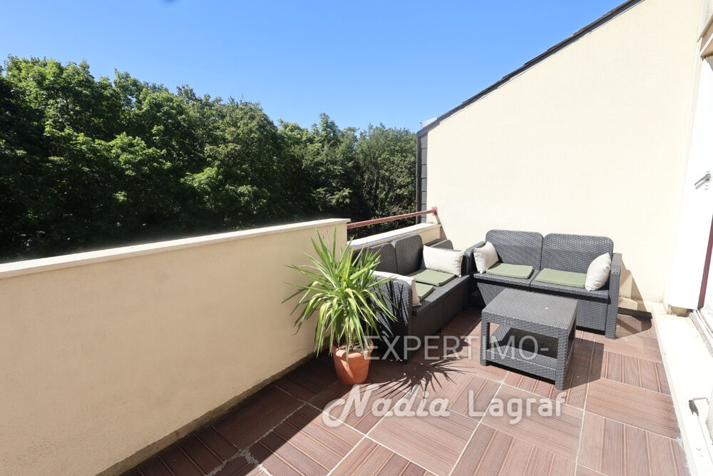 Duplex F4 : Charme, terrasse et calme absolu à 25 min de Paris