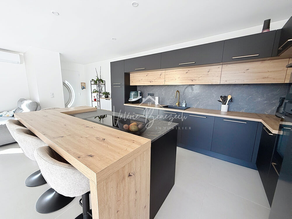 Vente Maison Villa avec piscine et grand entrepôt   À 15 minutes St-Affrique St victor et melvieu