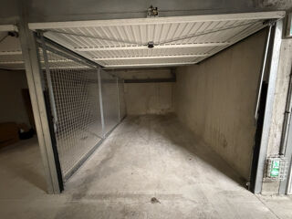  Parking / Garage à vendre 13 m² St ave