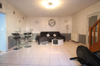  Duplex/triplex à vendre 6 pièces 121 m²