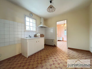  Propriété/château à vendre 8 pièces 247 m²