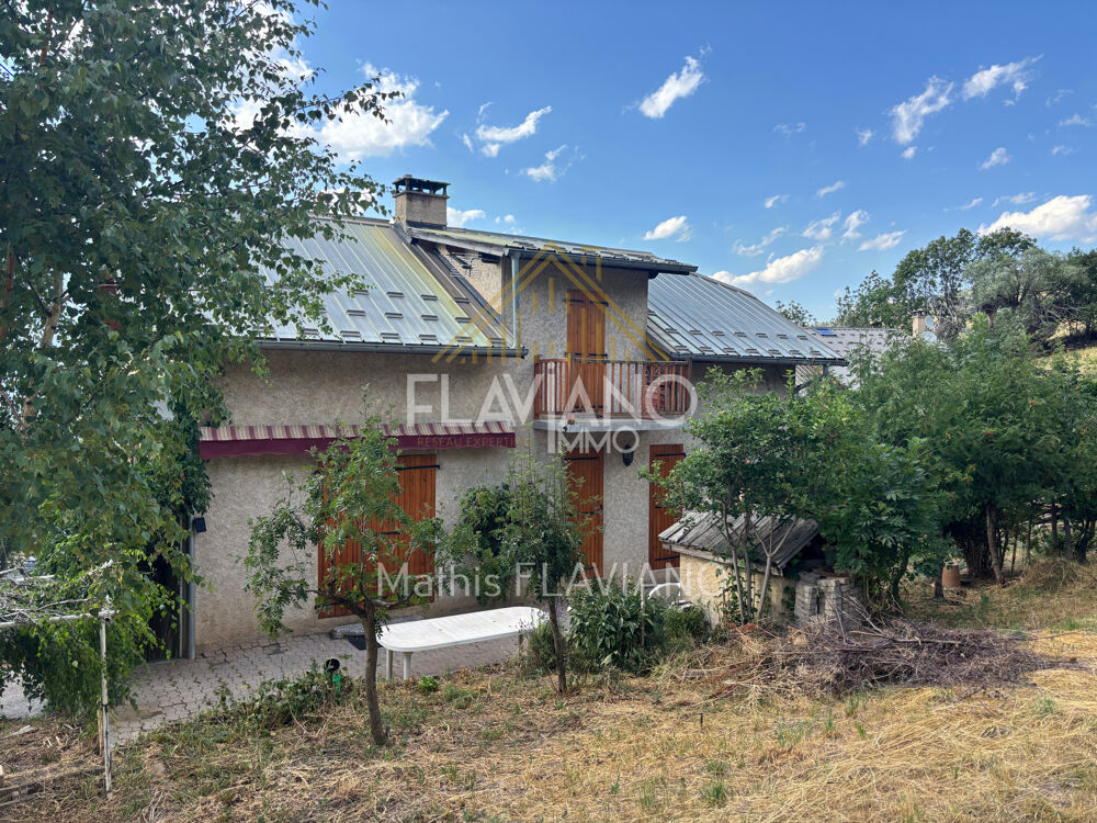 Maison 5 pièces 131 m² · à Enchastrayes · 131 m² · 378 000 €