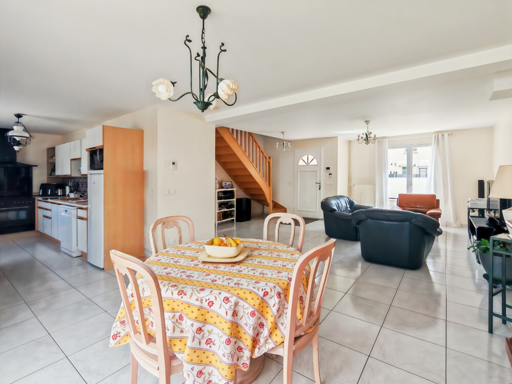 Vente Maison Maison familiale 4 chambres   Hyper centre   DPE A   Aucun travaux Roissy en brie