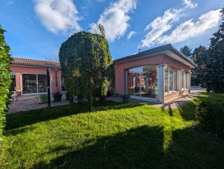  Propri�t�/ch�teau � vendre 8 pi�ces 200 m�