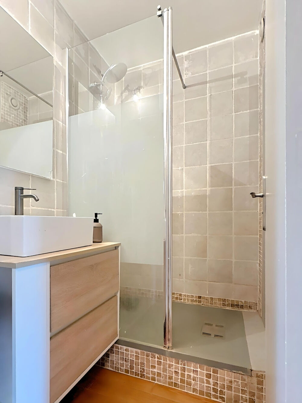 Vente Appartement À VENDRE   T3 AVEC TERRASSE, PARKING ET TENNIS   MARSEILLE 12e Marseille 12
