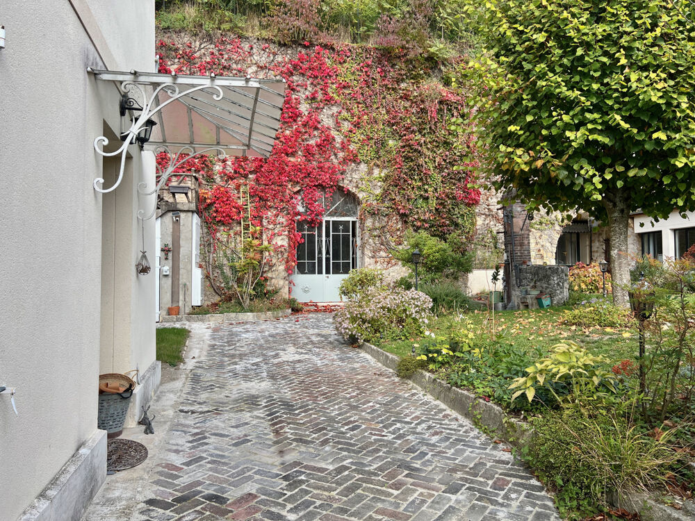 Vente Propri�t�/Ch�teau Belle et rare propri�t� - proche bords de Seine et Chateau de la Roche Guyon La roche guyon