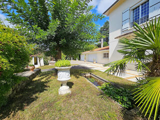  Maison � vendre 8 pi�ces 205 m�