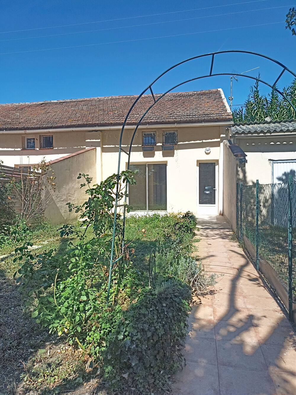 Location Appartement ???? BOLLÈNE   Appartement T4 avec jardin   Disponible immédiatement Bollene