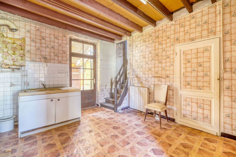 Vente Maison Maison à rénover en R+1 de 80m2 sur parcelle constructible de 944m2 St yzan de soudiac