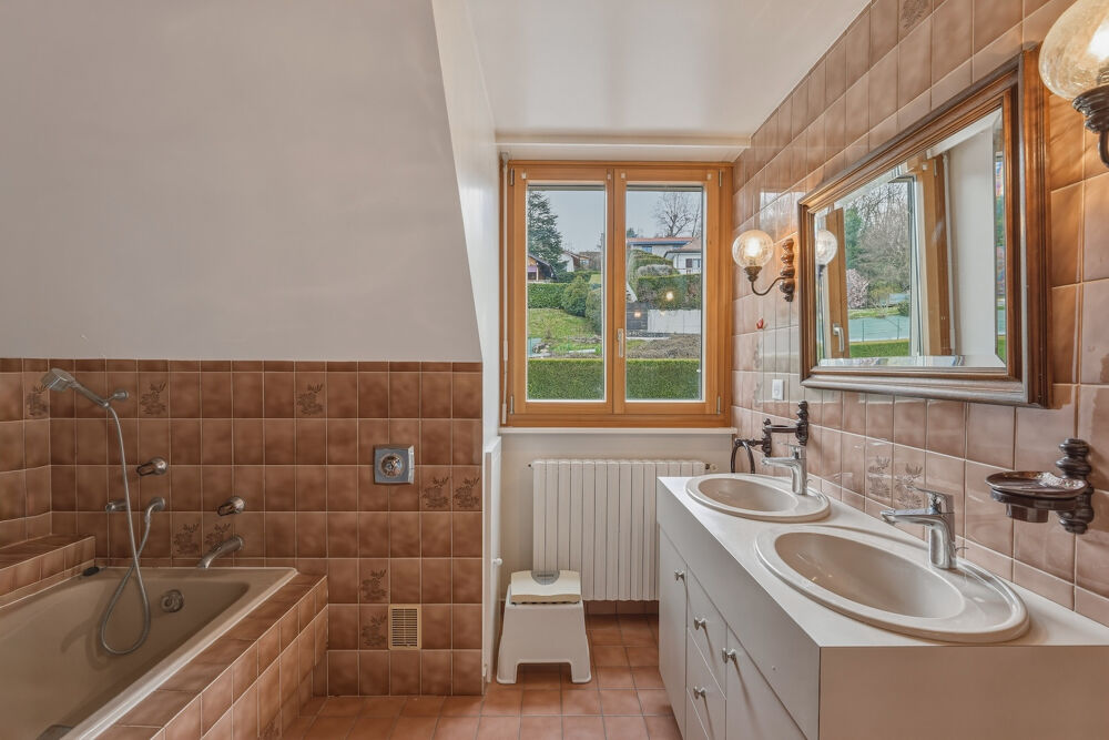 à vendre  Maison Cranves-Sales (74380)