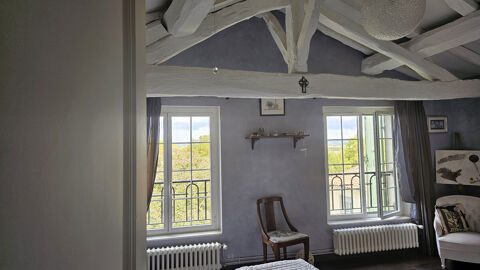   Magnifique demeure de village 5 chambres, garage et jardin. Maison - 10 pi�ce(s) - 160 m�