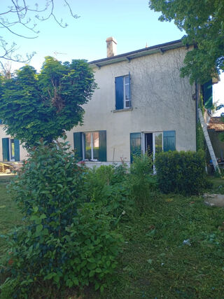  Maison  vendre 7 pices 236 m