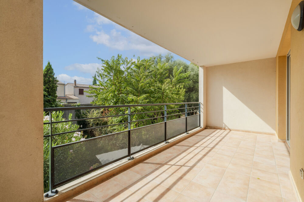 Grand T3 de 73 m2, terrasse 14 m2 plein sud, parking, résidence récente avec parc, ascenseur