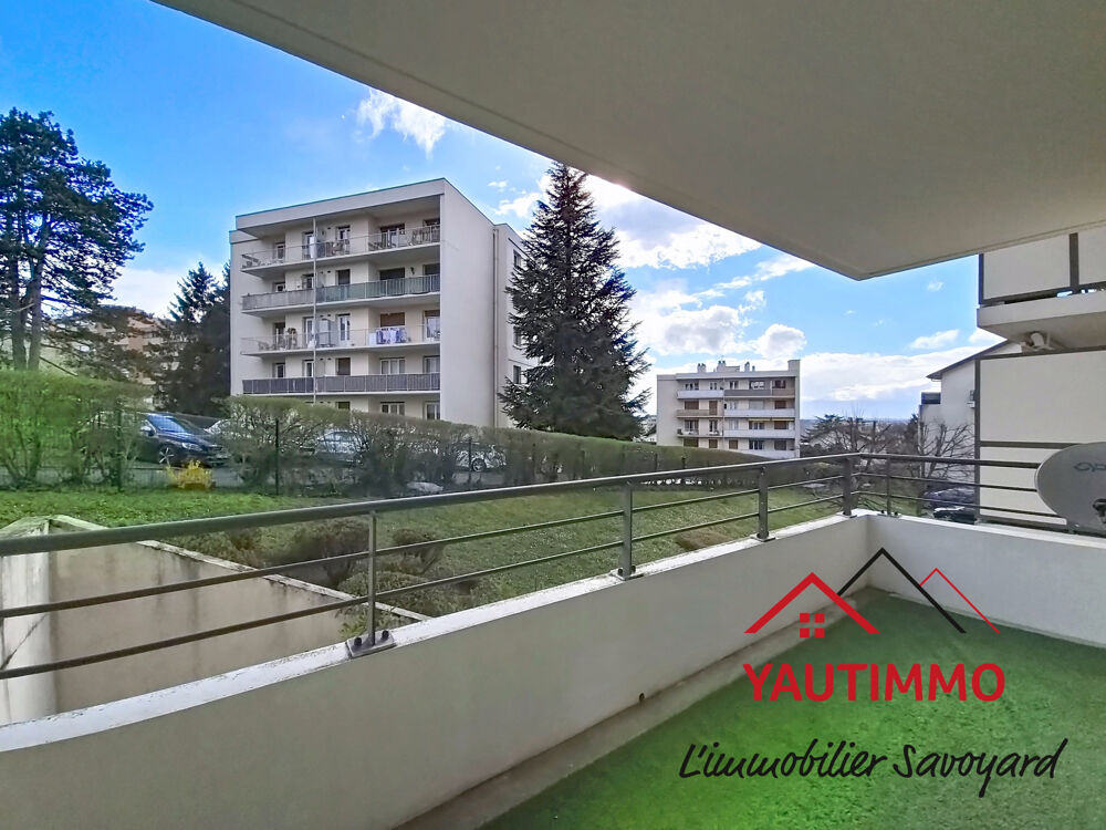 Appartement T3 2 chambres avec balcon terrasse, parking et cave Vétraz-Monthoux proche Genève