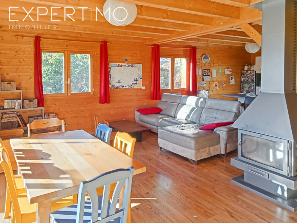 SUPERBE CHALET, GRAND TERRAIN, VUE DOMINANTE ET DEGAGEE !
