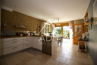  Maison à vendre 7 pièces 194 m²