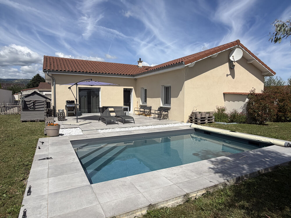 Vente Maison CHAMPDIEU MAISON DE 133M2AVEC PISCINE - TERRAIN CLOS ET ARBORÉ Champdieu