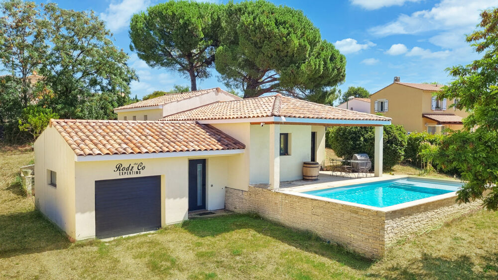 Maison à vendre à Apt Villa contemporaine avec piscine, jardin, garage et vue sur le Luberon